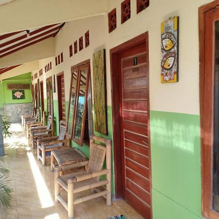 Izzi Homestay Gili Trawangan Exterior foto